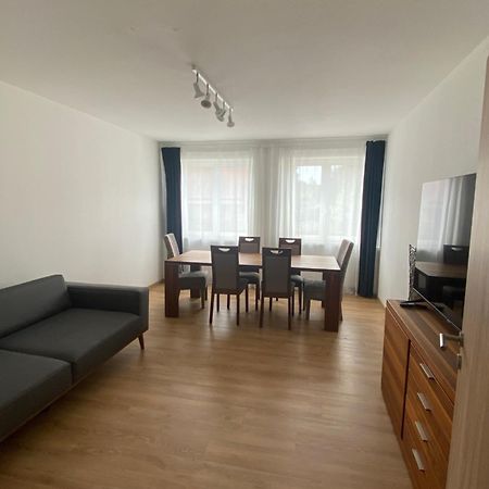 Ferienwohnung Feucht Eg Naturnah Parkplatz Wlan エクステリア 写真