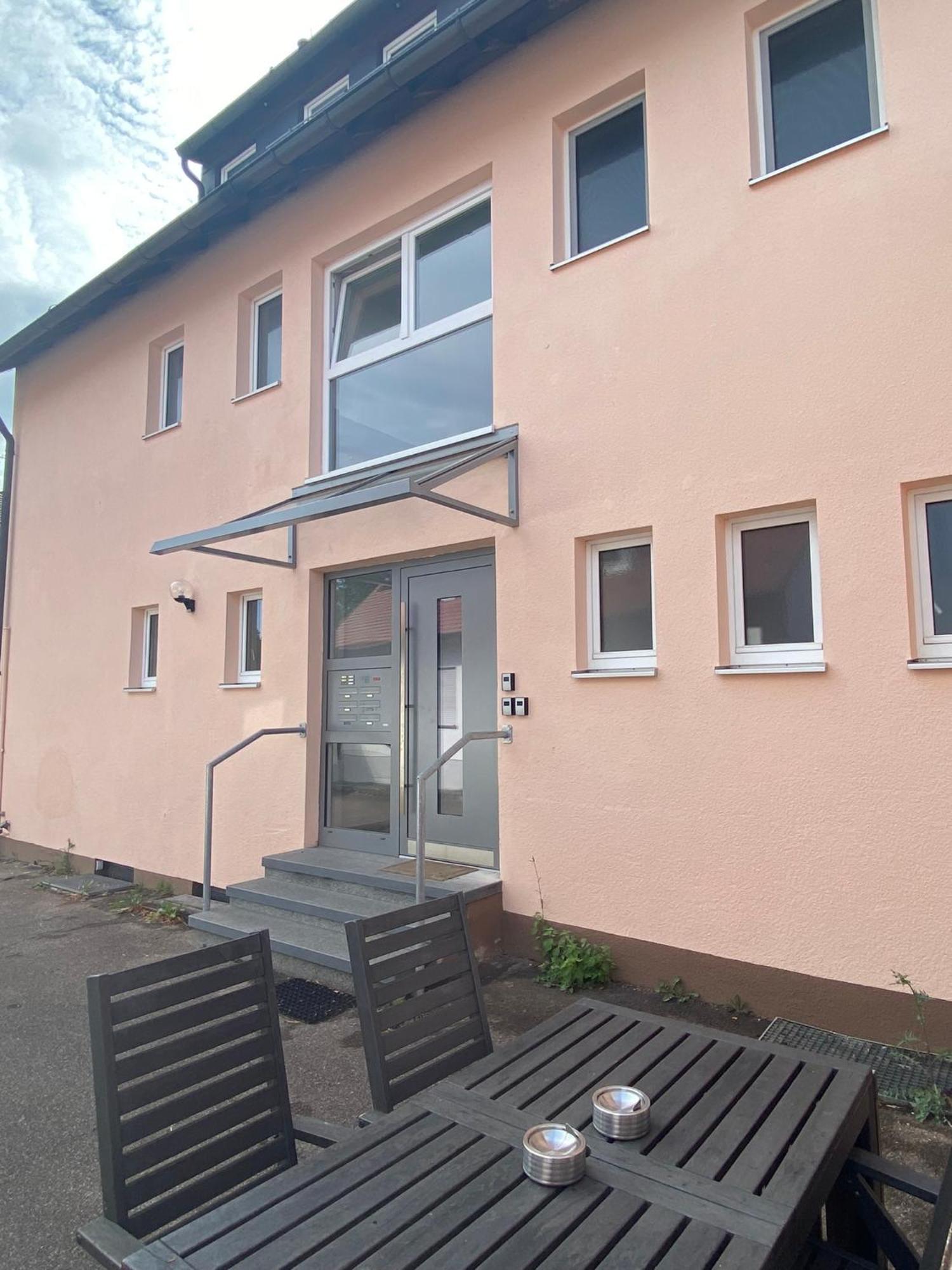 Ferienwohnung Feucht Eg Naturnah Parkplatz Wlan エクステリア 写真